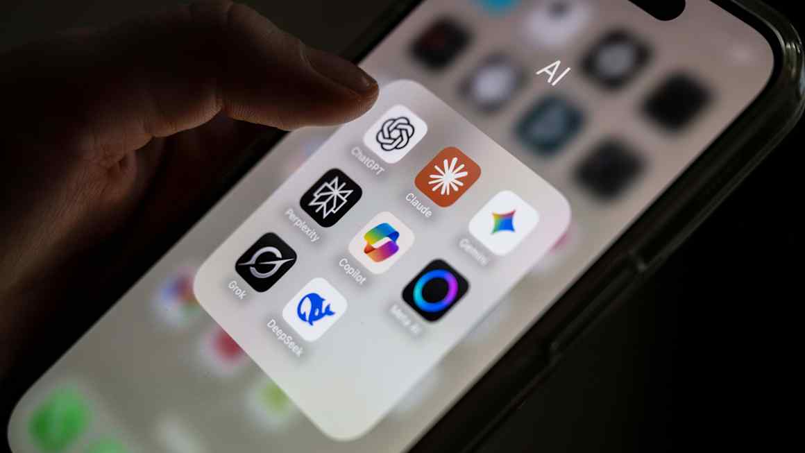 AI Chatbots Flunk Financial Advice Tests, Frequently Inventing Tax Rules